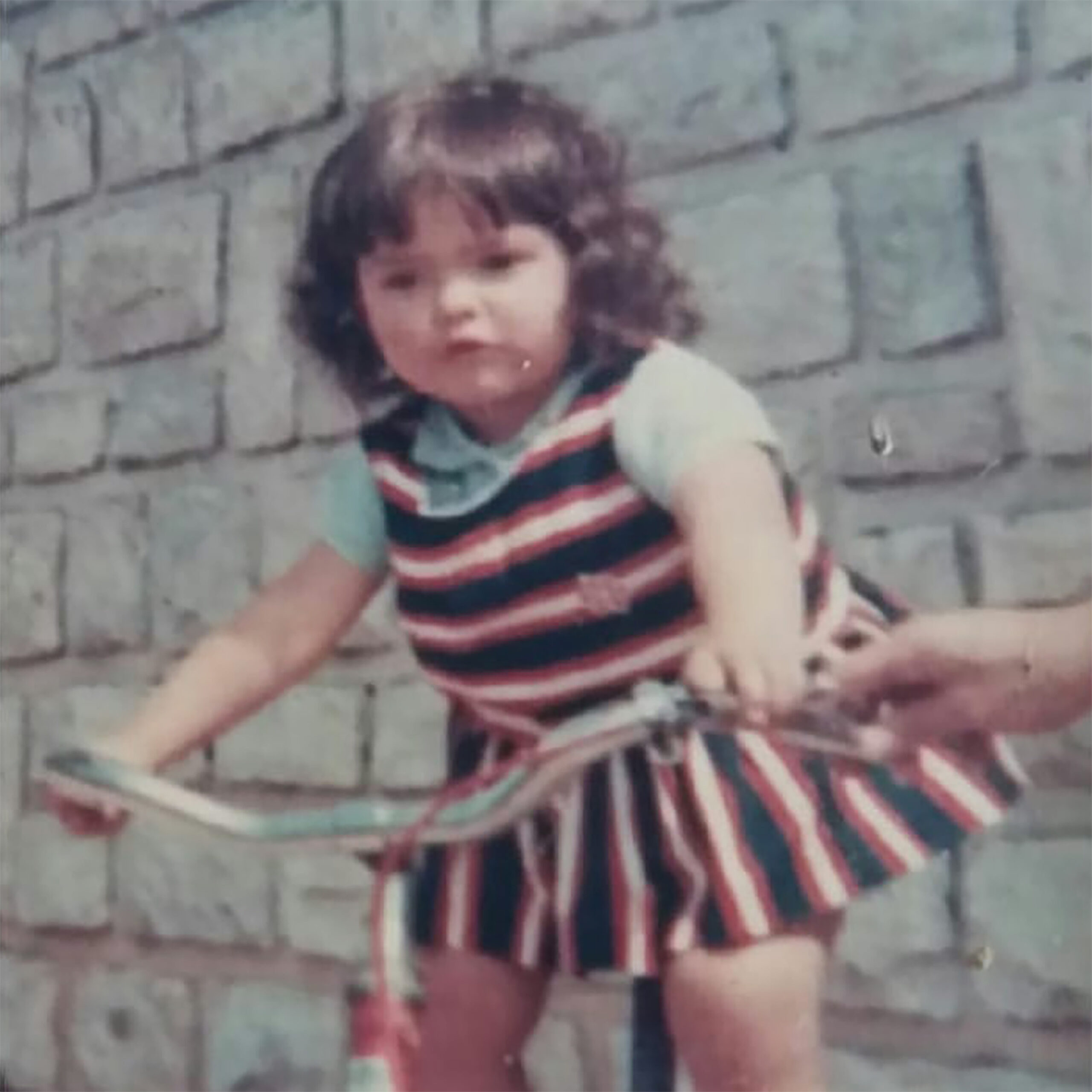 Annie enfant carré